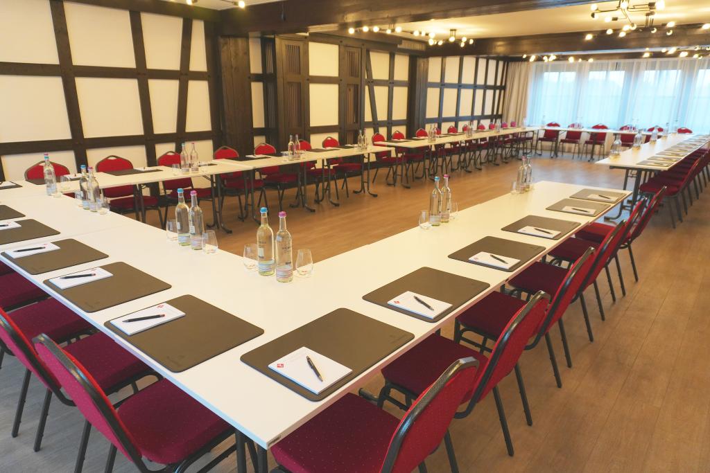 Hotel Von Landsberg Hotel-Restaurant in Hennef (Sieg)