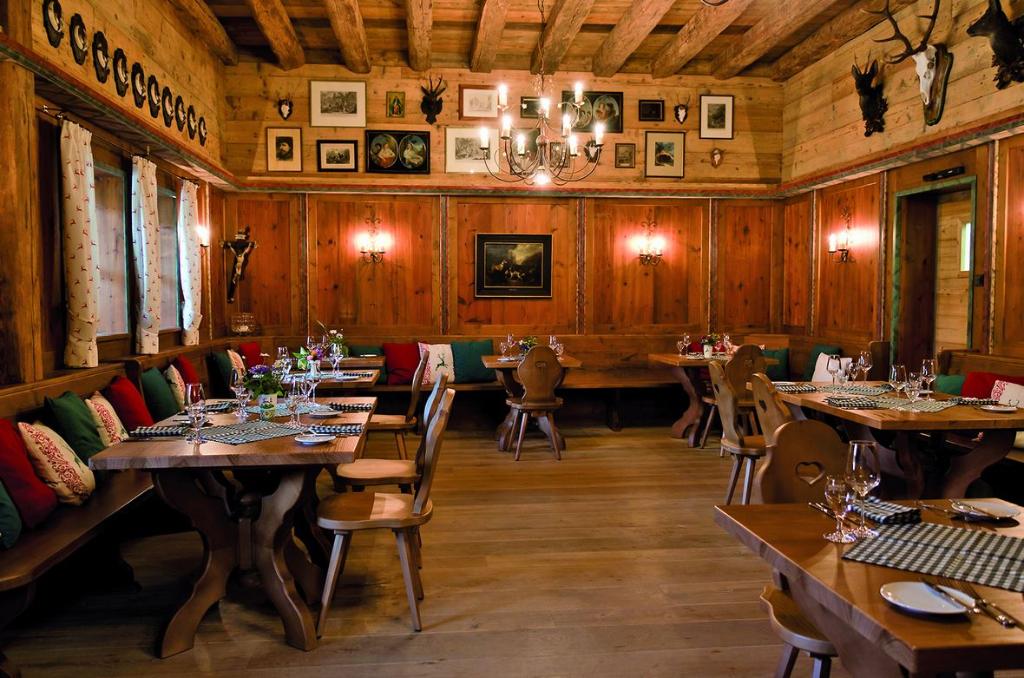 Restaurant Schenkenberger Hof in Emmingen-Liptingen