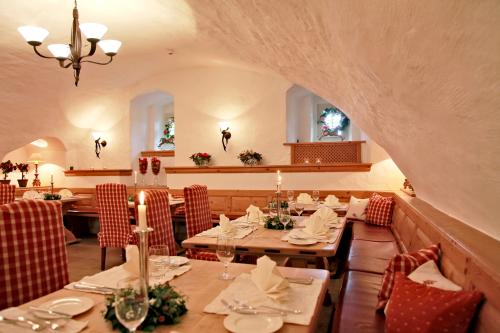 Schlosskeller Restaurant