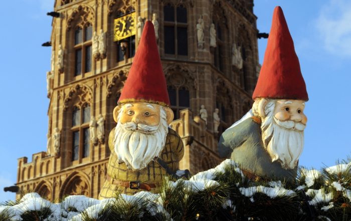 Heinzel vor dem Rathaus