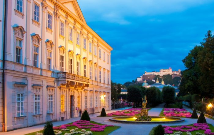 Blick auf die Festung Hohensalzburg am Abend