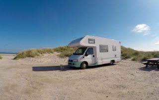 Wohnmobil am Strand