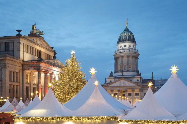 Weihnachtsmarkt am Gendarmenmarkt  Der Varta-Führer