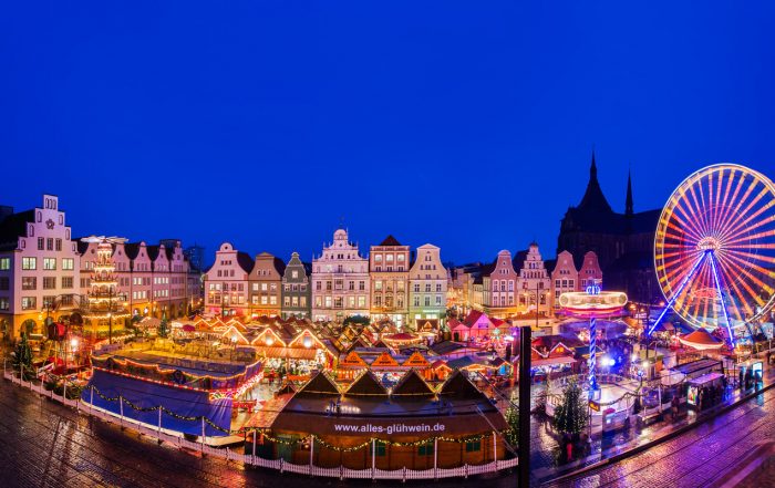 Rostocker Weihnachtsmarkt Panorama