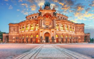 Dresden Semperoper am Abend