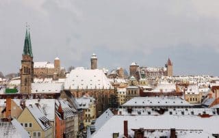 Altstadt Nürnberg mit Kaiserburg im Winter