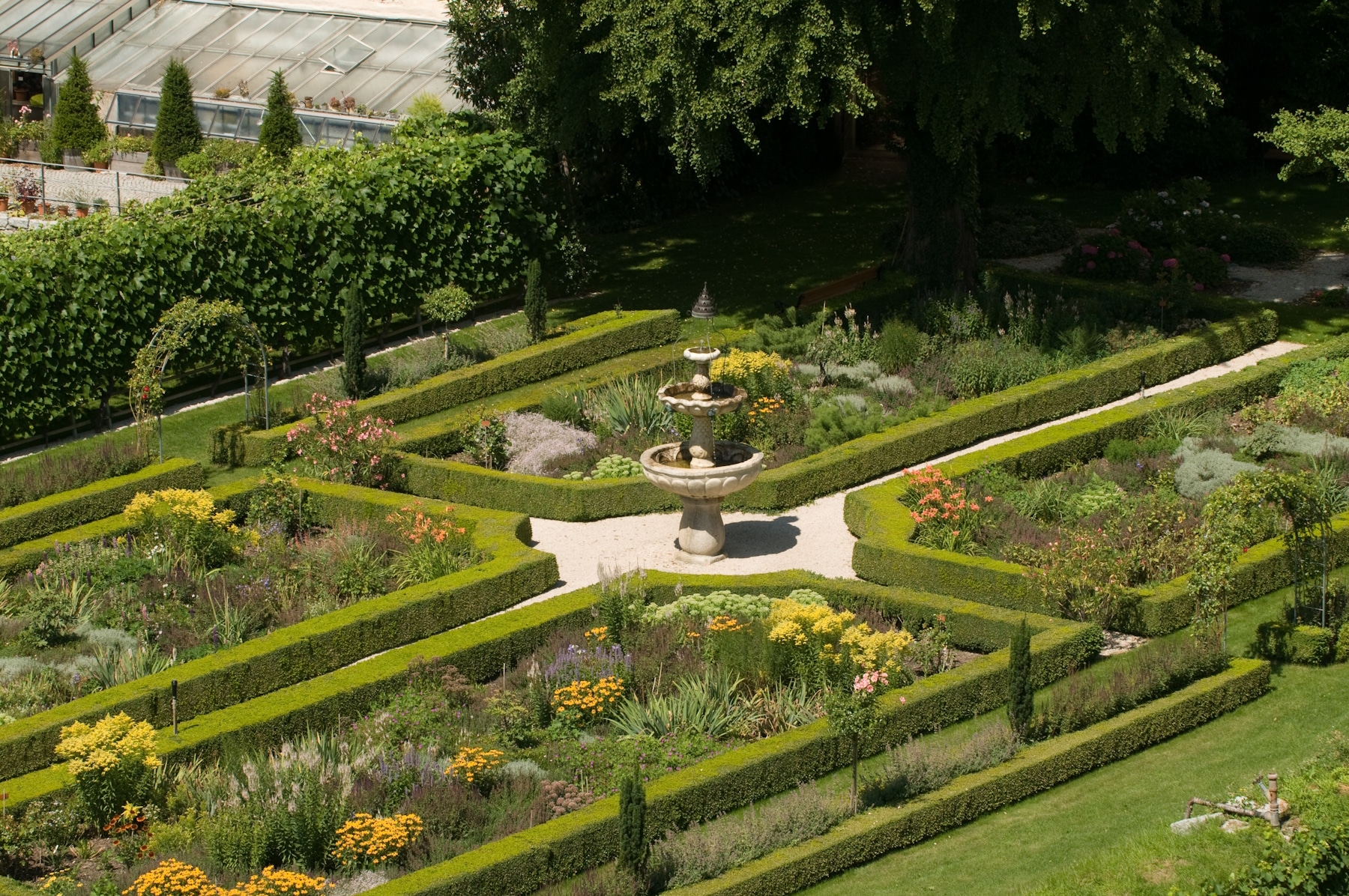 Barockgarten des Augustiner Chorherrenstift Neustift in der Gemeinde Vahrn bei Brixen in Südtirol in Norditalien.