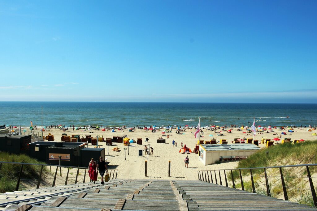 Strand im Sommer bei Egmond aan Zee