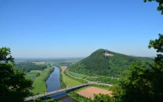 Panorama der Porta Westfalica - Reiseziele im Weserbergland